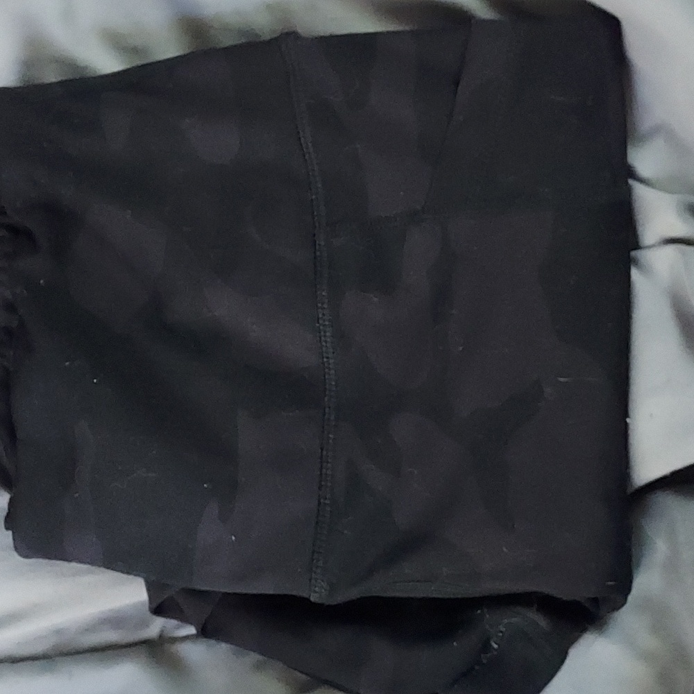 Brand new leggings. Size large